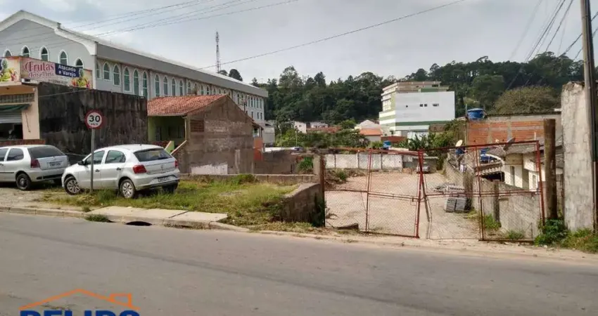 Terreno a venda em terra preta ótimo para comercio.