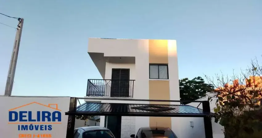 Casa dois andares com 140 m² de área total sendo 115 m² construídos