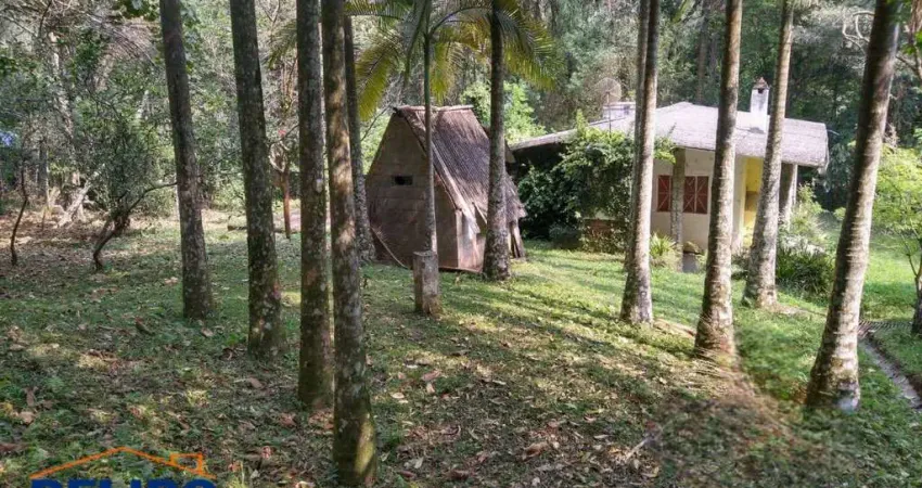 Chácara à Venda em Mairiporã - 8.000 m² com Escritura Definitiva