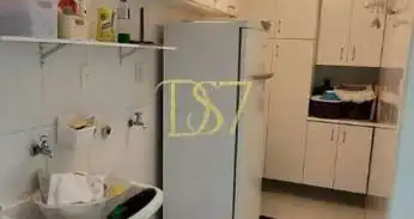 Apartamento terreo, 123m², 02 dorms, 01 suite, 02 vagas, 02 quintais, bairro santa maria