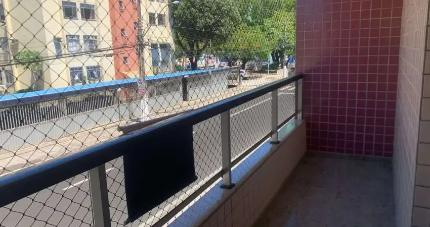 Apartamento amplo, funcional e muito bem localizado em itapoã