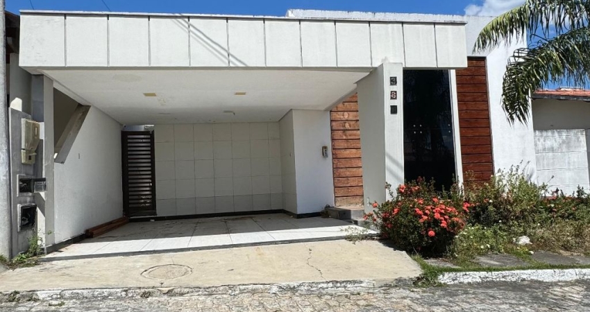 Casa em condomínio fechado com 3 quartos à venda na Rua Itamar de Carvalho, 100, Pedra do Descanso, Feira de Santana