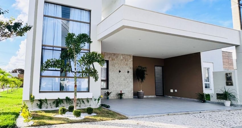 Casa Reformada de Esquina à Venda no Condomínio Ônix Residence