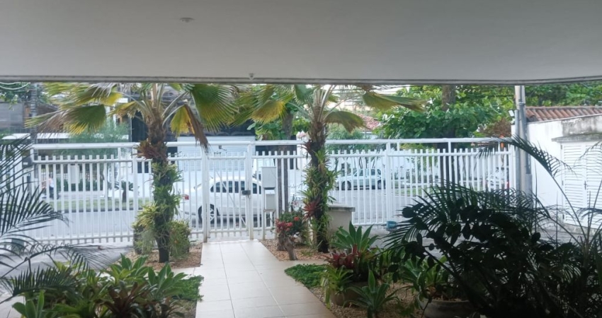 apartamento  a venda com varanda no Coração do Recreio dos Bandeirantes!