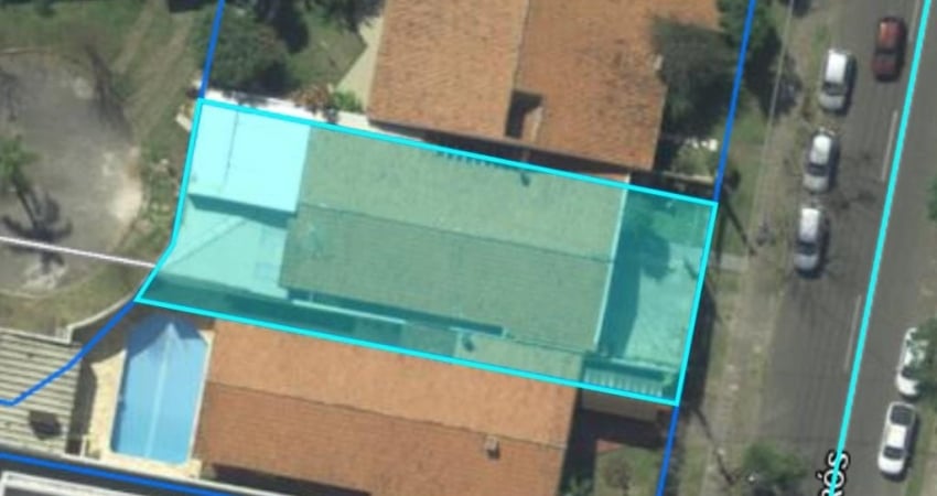 Terreno ZR4 Bem Localizado no Bairro Vila Izabel em Curitiba