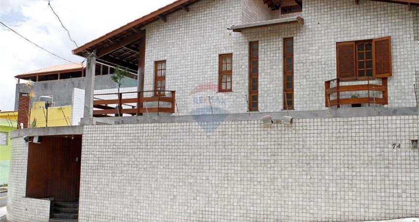 Sobrado com 4 dormitórios para alugar, 250m² - Conceição em Diadema