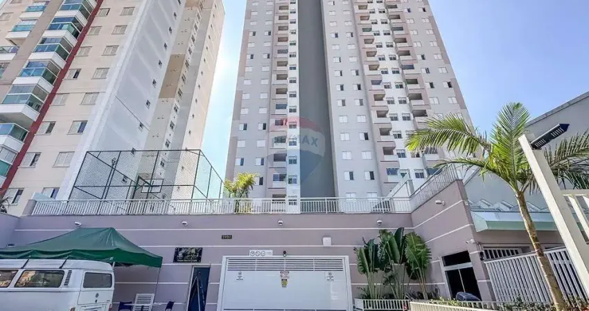 Apto com 2 dormitórios, 1 banheiro, varanda com churrasqueira