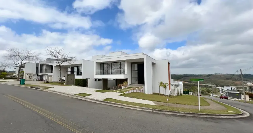 Em uma localização privilegiada na fase 2 do condominio alphaville