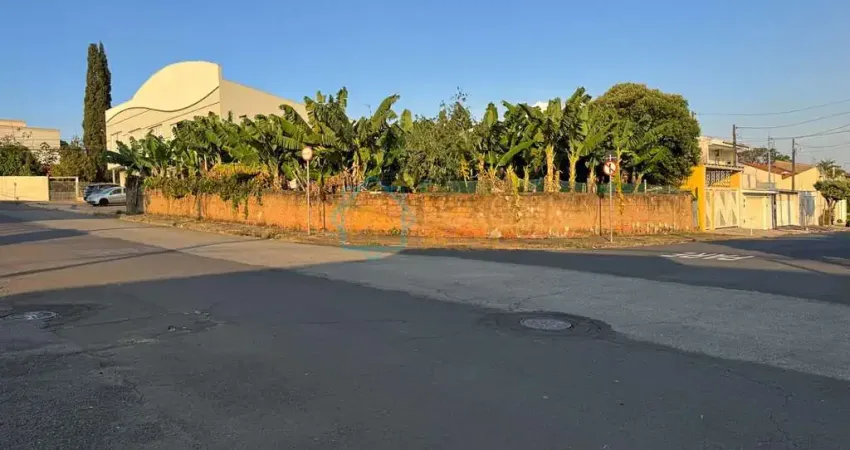 Terreno de Esquina á venda Campo Limpo.