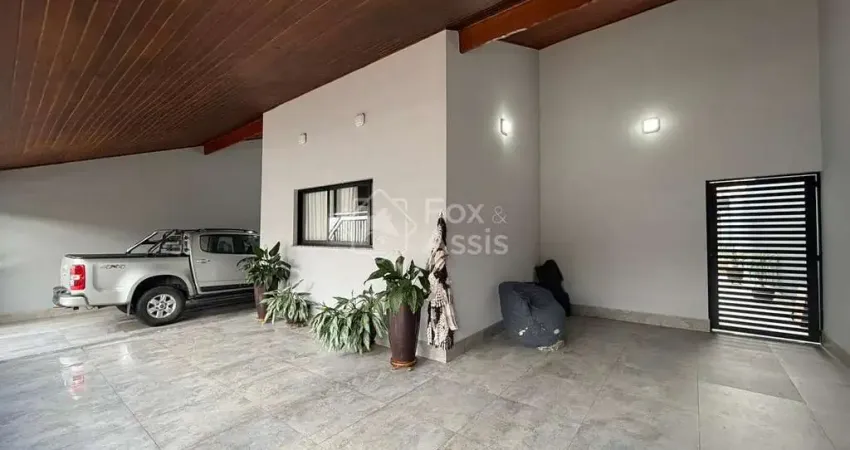 Casa com 3 quartos à venda na Rua Anielo Piconi, Parque Residencial Francisco Lopes Iglesia, Nova Odessa