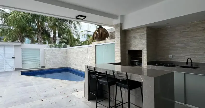 Casa em condomínio fechado com 5 quartos para alugar no Recreio dos Bandeirantes, Rio de Janeiro 