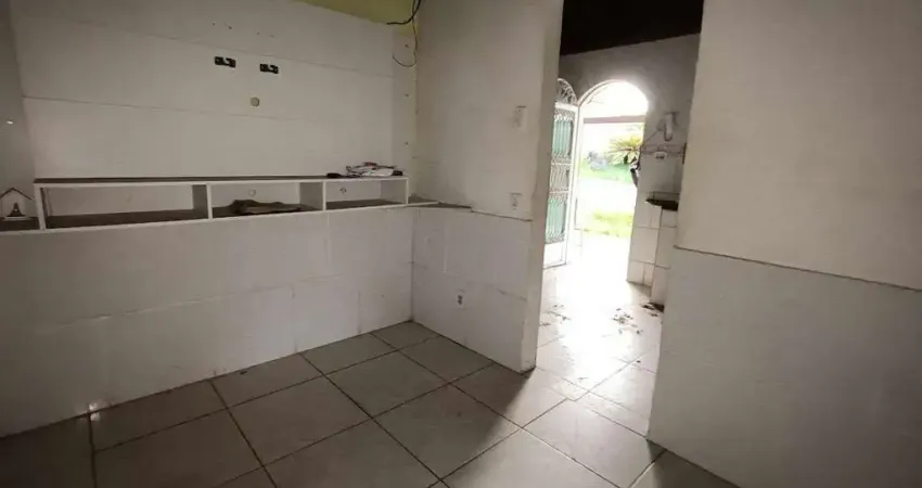 Terreno à venda na Travessa Suécia, 520, Rio do Ouro, São Gonçalo