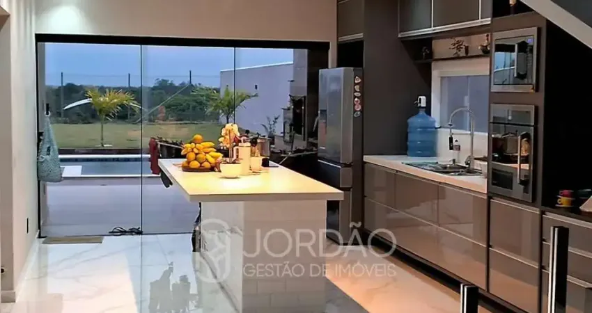 CASA, 3 DORMITÓRIOS