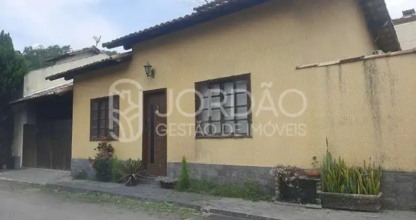 Casa com 2 quartos à venda na Rua Samambaia, 1, Maria Paula, São Gonçalo