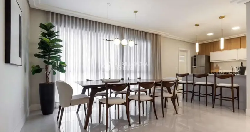 Apartamento com 3 quartos à venda na Rua Brasilpinho, 286, Kobrasol, São José