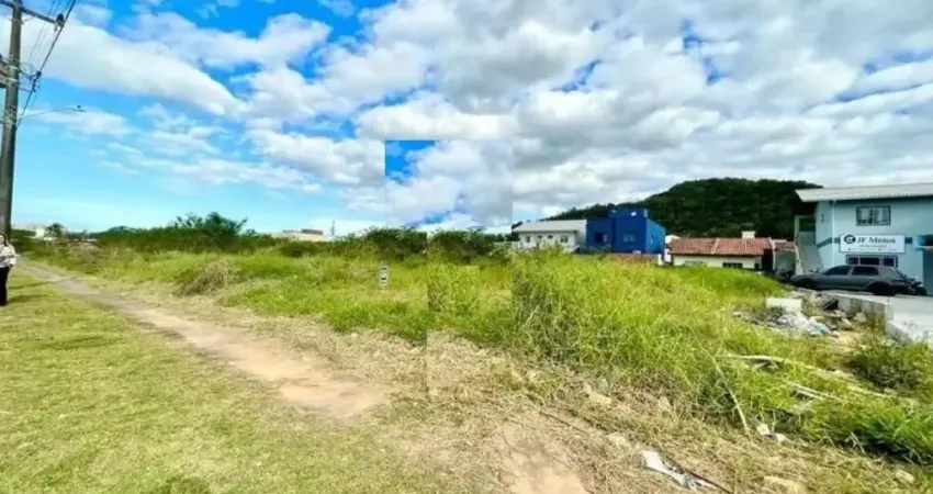 Terreno à venda na Avenida Paulo Roberto Vidal, 2554, Bela Vista, Palhoça