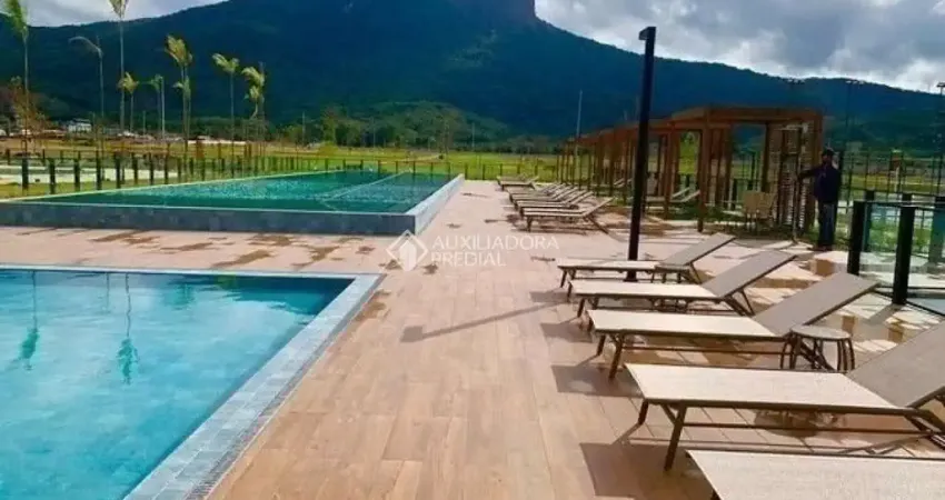 Terreno em condomínio fechado à venda na Rua Lagoinha, 65, Pedra Branca, Palhoça