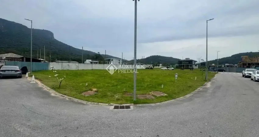 Terreno em condomínio fechado à venda na Rua Lagoinha, 65, Pedra Branca, Palhoça