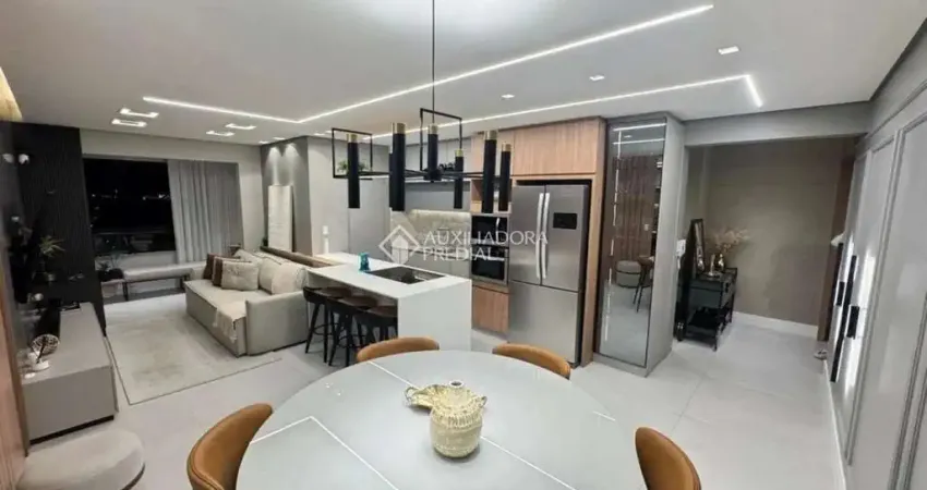 Apartamento com 3 quartos à venda na Avenida da Pedra Branca, 196, Pedra Branca, Palhoça