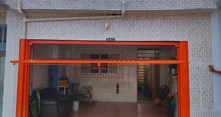 OPORTUNIDADE! SOBRADO 2 DORM. JD. ARPOADOR