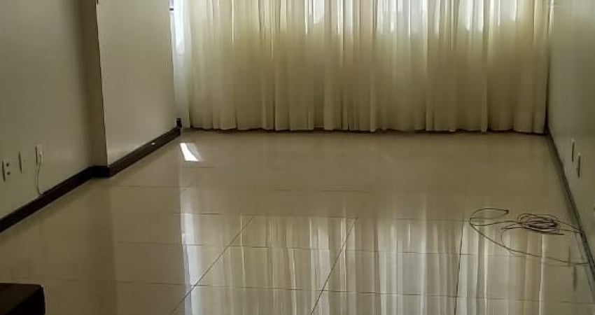 Lindo apartamento 3/4 semi mobiliado. Fino acabamento.