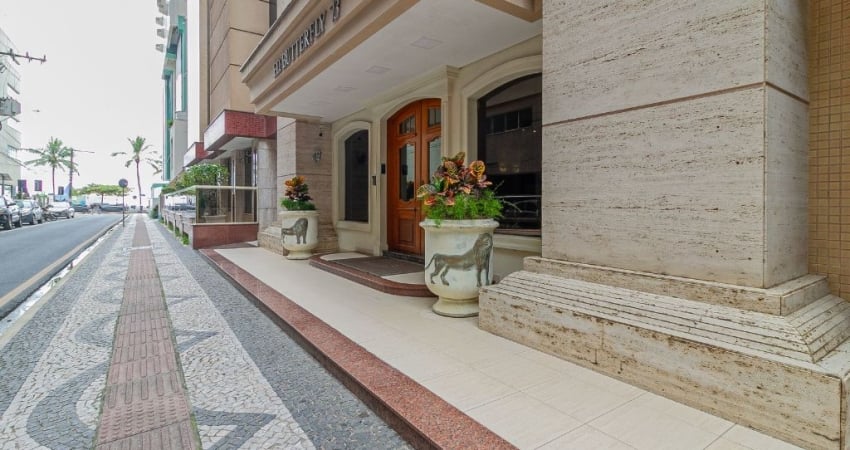 Apartamento com 2 quartos para alugar na Rua 2800, 73, Centro, Balneário Camboriú