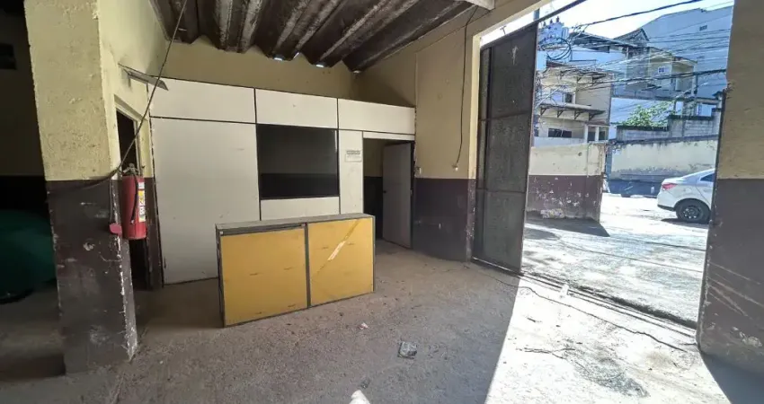 Barracão / Galpão / Depósito para alugar na Taquara, Rio de Janeiro 