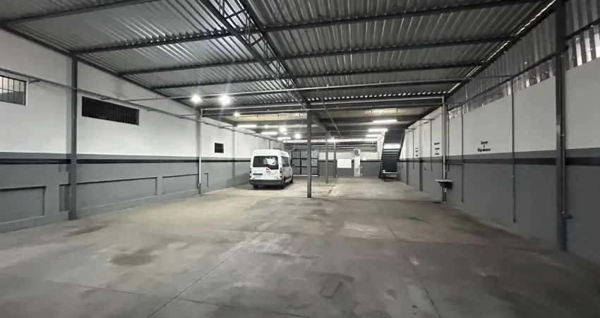 Barracão / Galpão / Depósito com 1 sala para alugar na Estrada Rodrigues Caldas, Taquara, Rio de Janeiro