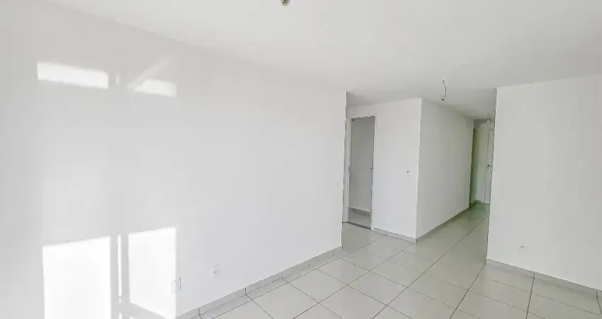 Vendo excelente apartamento com 2 quartos 1 suíte na curicica