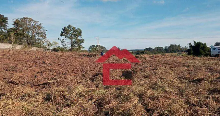 São roque - roteiro do vinho, área com 7.000 metros todo limpo e riacho nos fundos.