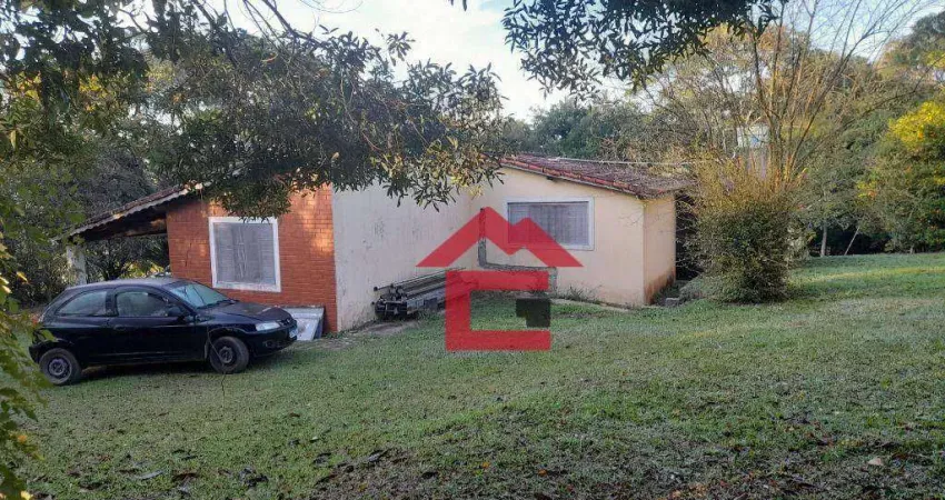 São roque-roteiro do vinho , chácara com 2 dormitório e área de 2.000 metros um pedacinho do glamour do ponto mais badalado da cidade.