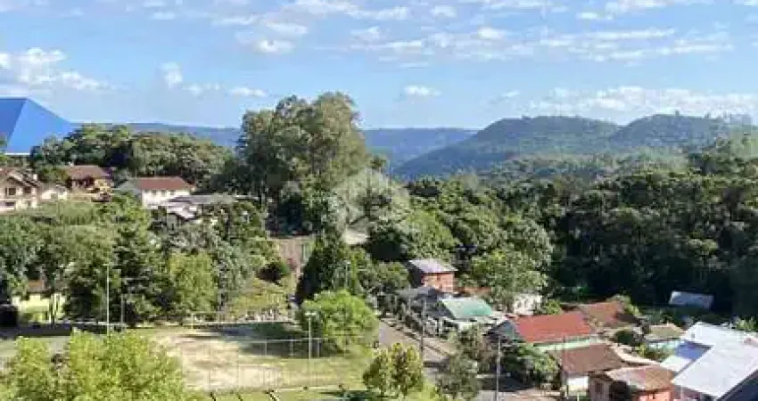 Excelente apartamento de 3 dormitórios com suíte no centro de Nova Petrópolis.