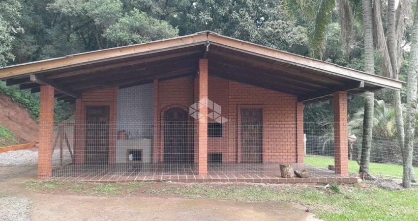 Bela chácara com vista, próximo a BR 116