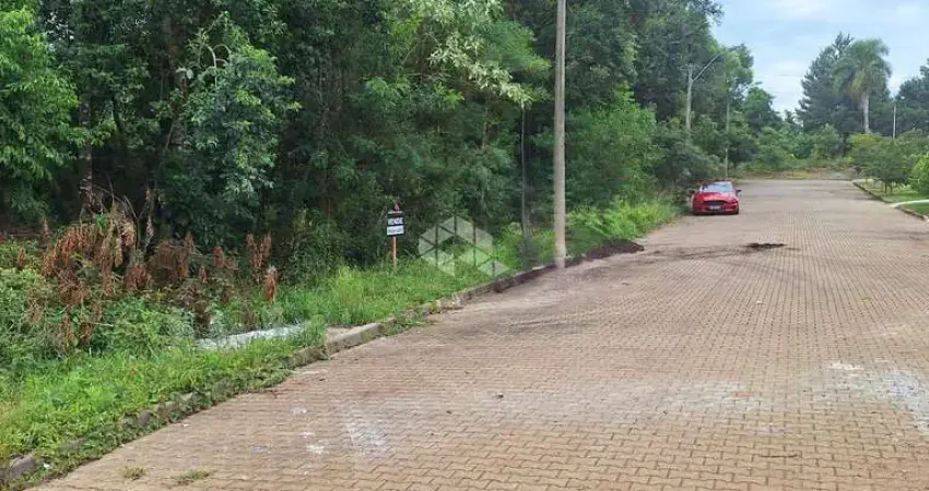 Terreno na serra gaúcha com 370,50 m2 em área residencial de constante valorização.