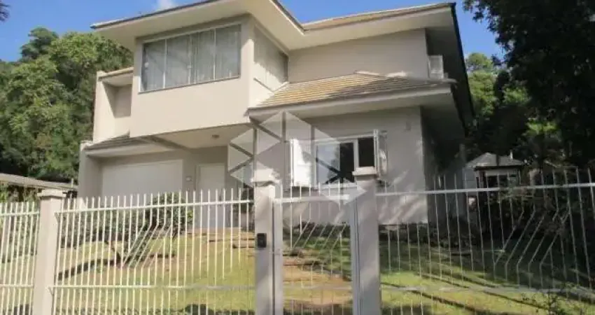 casa com 4 dormitórios, quiosque e piscina em Nova Petrópolis na serra gaúcha.