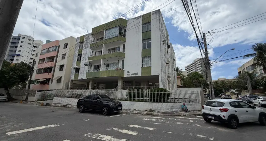 2 quartos sendo um suíte mais dependência reversível para o terceiro quarto, varanda , área de serviço.