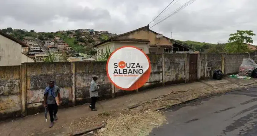 Casa Comercial para Locação com 300m² no Teixeiras – Excelente Oportunidade!