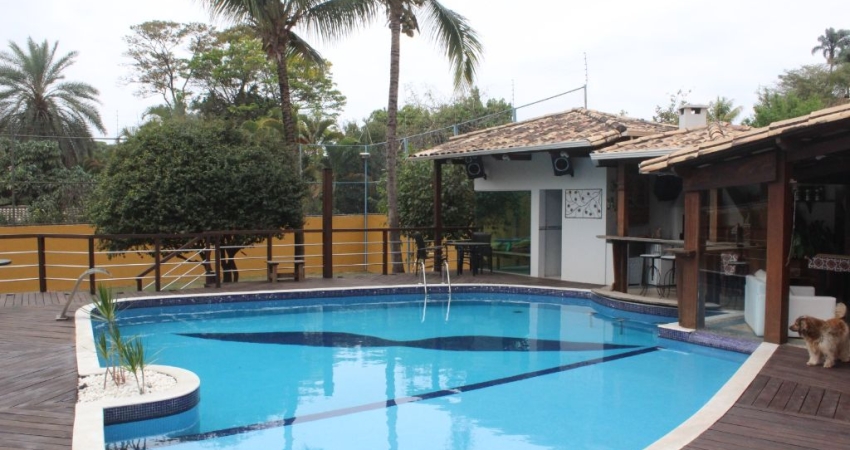 Casa com vista para a Lagoa da Pampulha, 4 dormitórios, 1000 m² em Belo Horizonte!
