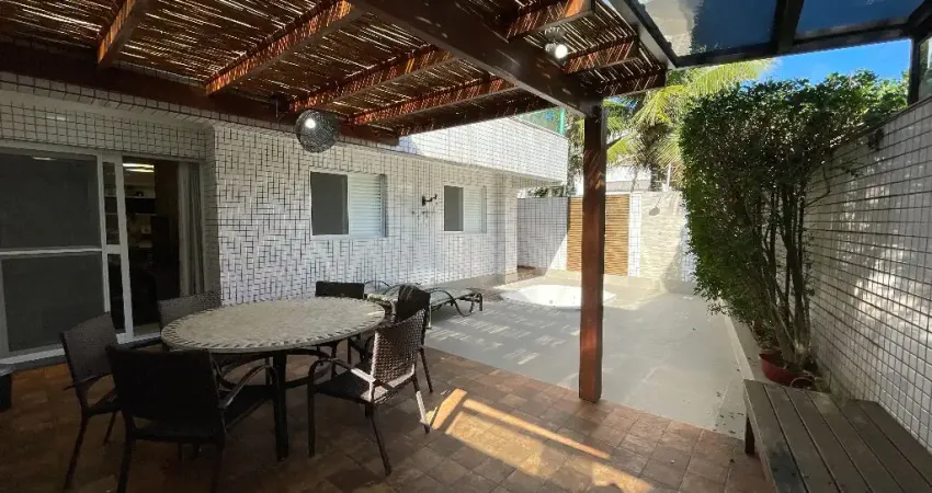 Apartamento garden locação, 2 dormitórios, 1 suíte, 79,32 m², Guarujá, São Paulo.