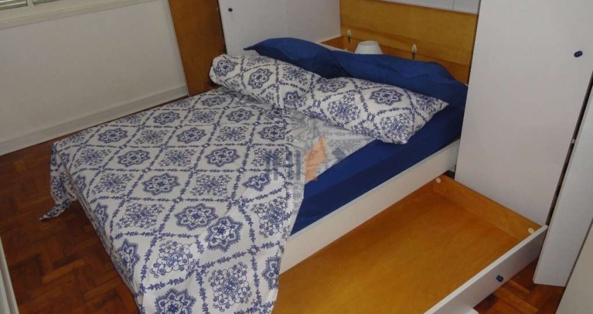 Apartamento com 54 m², totalmente reformado, no Centro, para venda