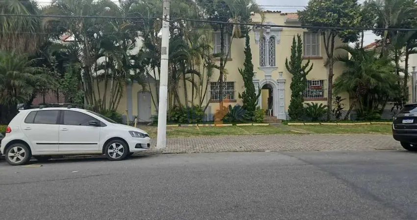 Mansão para uso comercial com 244 m² ao lado da Rua Estados Unidos para venda ou locação