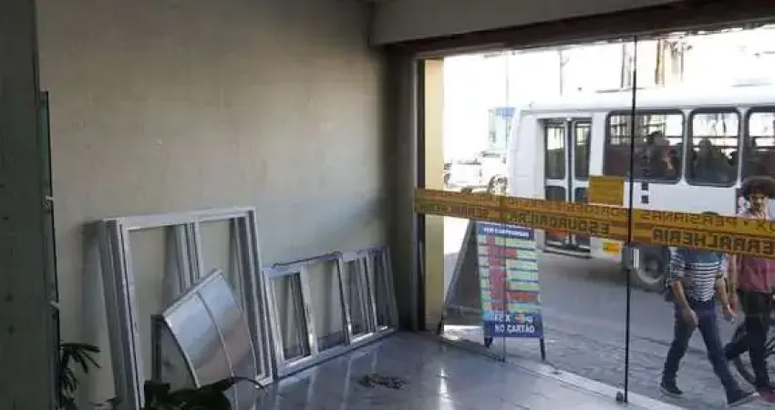 Loja, Parque São Vicente, São Vicente - R$ 650 mil, Cod: 137791