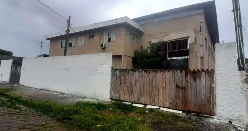 Galpão, Parque São Vicente, São Vicente - R$ 1.4 mi, Cod: 138106
