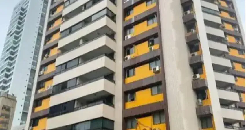 Apartamento à venda em Boa Viagem com 150M², 03 Quartos com Suíte.