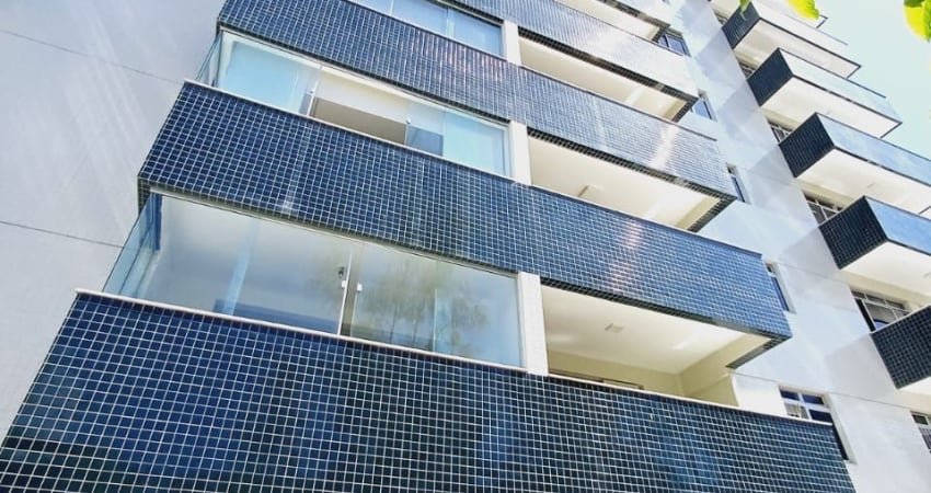 Apartamento à Venda em Boa Viagem com 138M² com 03 Quartos e Suíte.