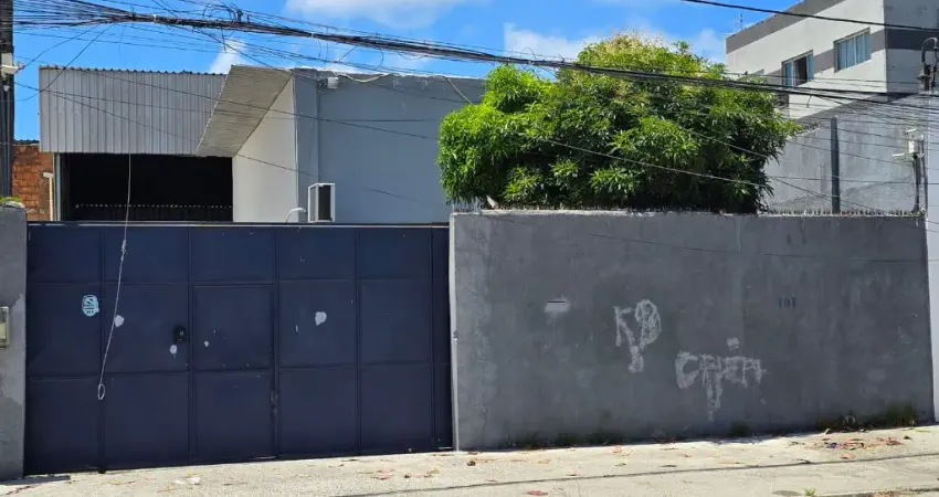 Barracão / Galpão / Depósito com 2 salas para alugar no Boa Viagem, Recife 