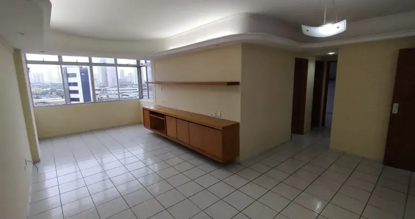 Apartamento com 2 quartos espaçoso em ótima localização no bairro do prado