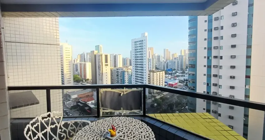 Apartamento à venda no coração de boa viagem com 65m² 450 metros do mar.