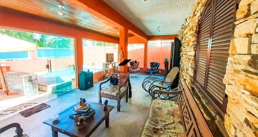Casa com 5 quartos à venda no Centro, Maricá 