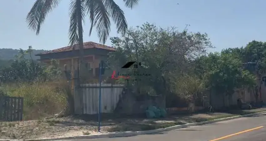 ‼️Terreno de esquina multifamiliar, a mais ou menos 100 mts da rodovia‼️